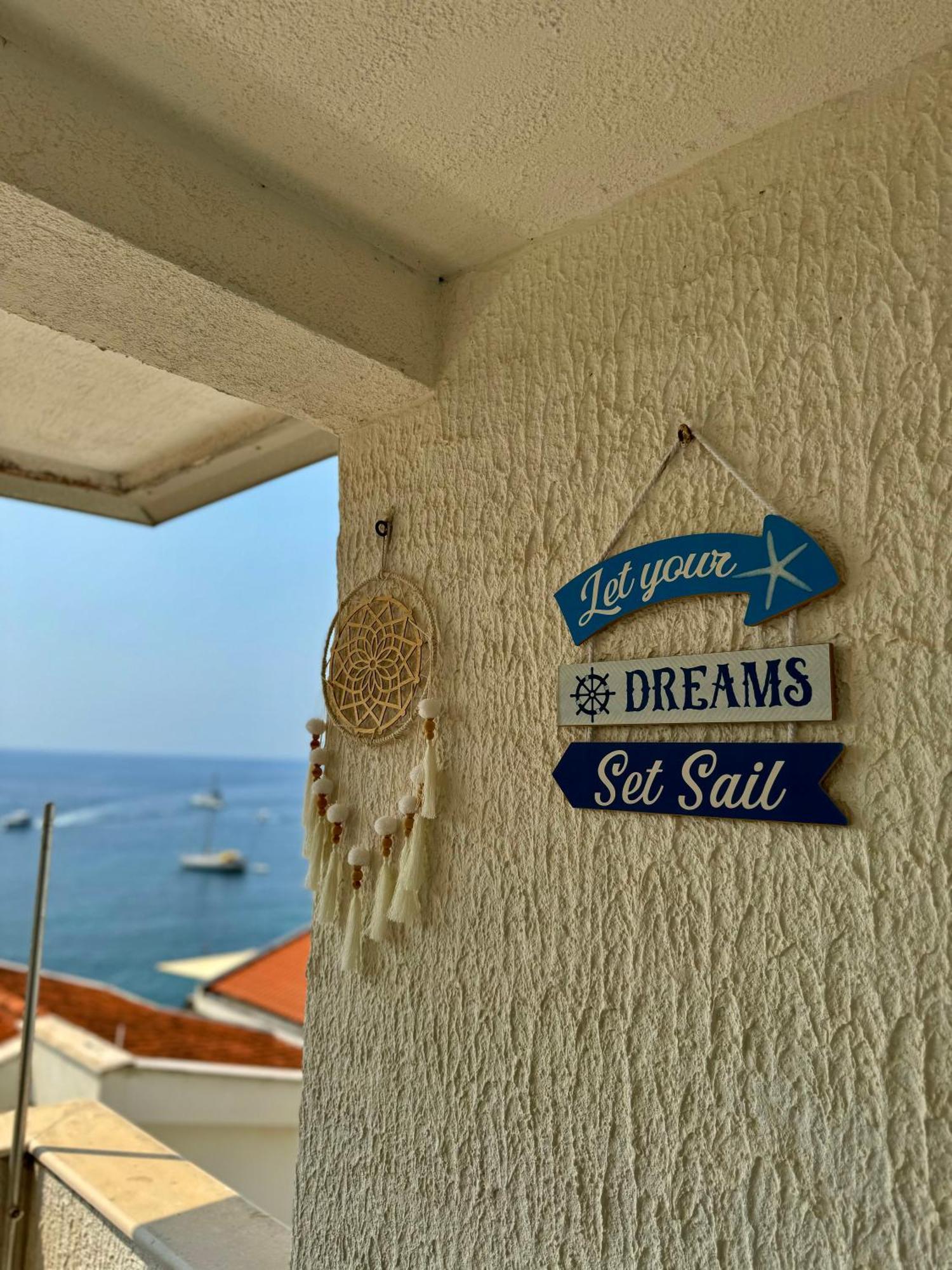Pine&Sea Beach Retreat Sveti Stefan Ngoại thất bức ảnh