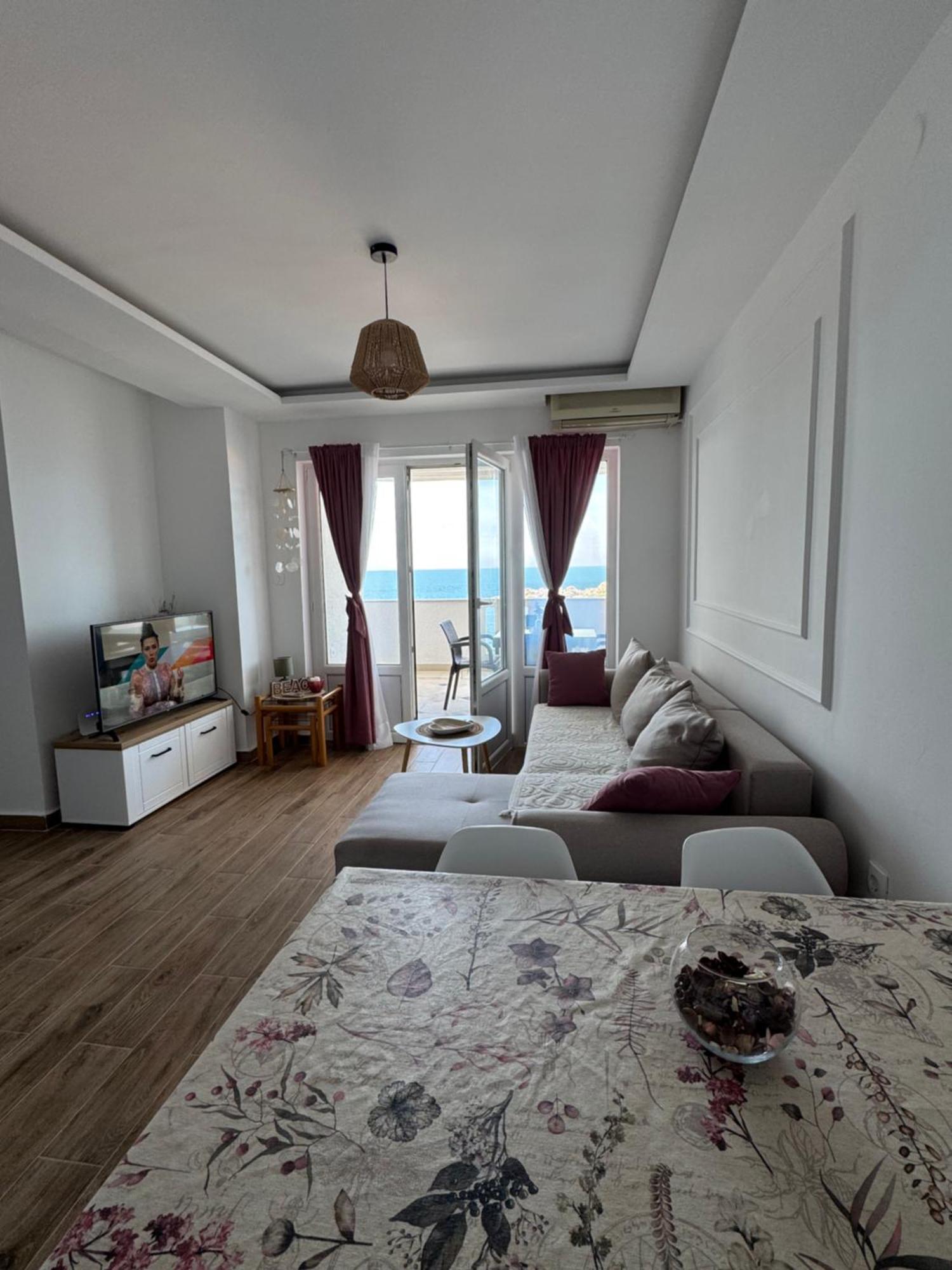 Pine&Sea Beach Retreat Sveti Stefan Ngoại thất bức ảnh